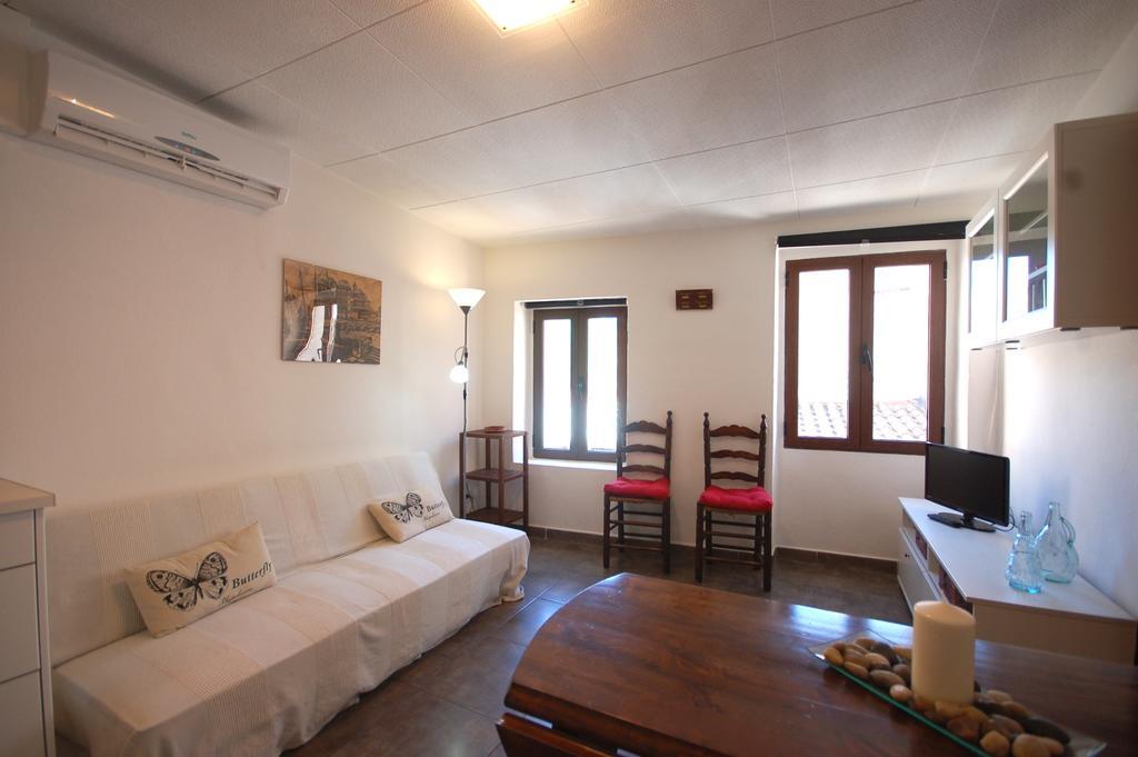 Lets Holidays Cozy Apartment 70 M. From The Beach In Tossa Тоса де Мар Екстериор снимка