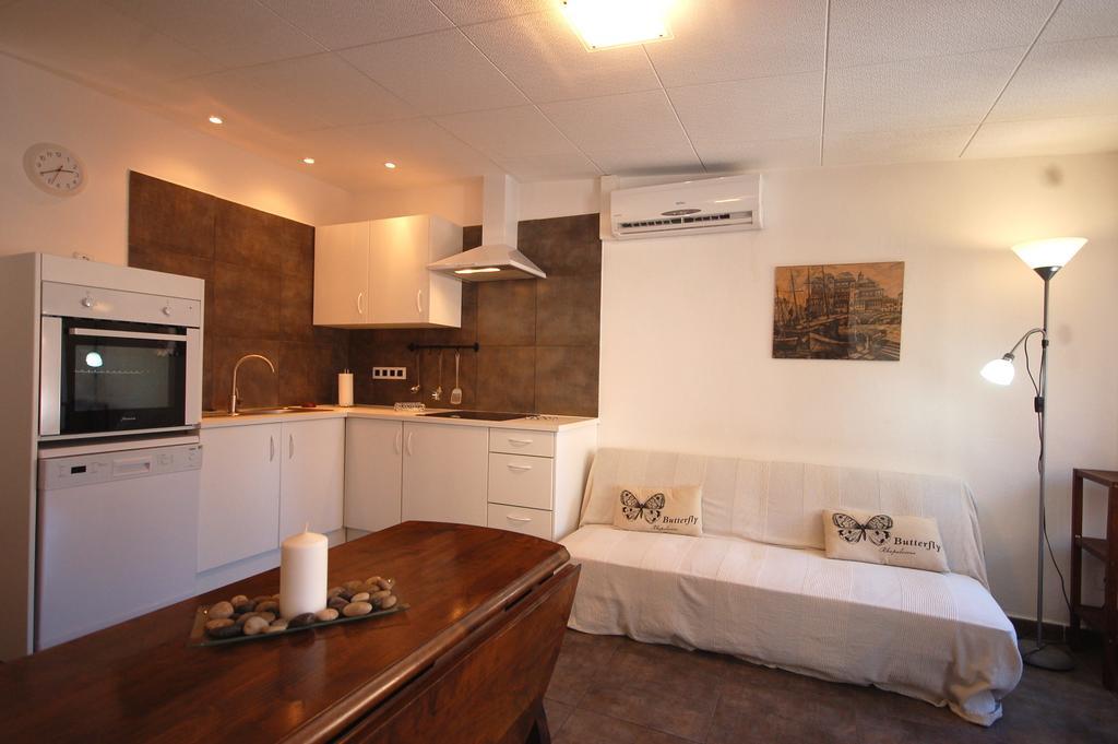 Lets Holidays Cozy Apartment 70 M. From The Beach In Tossa Тоса де Мар Екстериор снимка