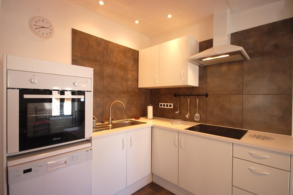 Lets Holidays Cozy Apartment 70 M. From The Beach In Tossa Тоса де Мар Екстериор снимка